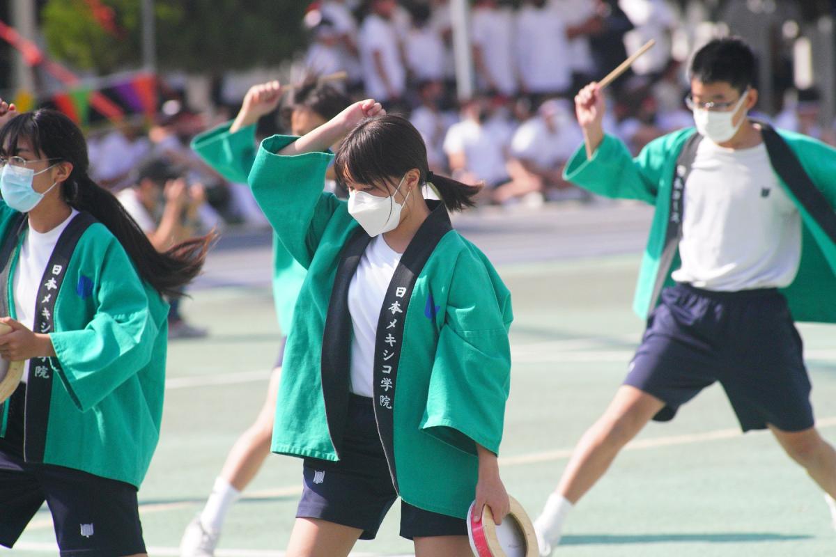 日本文化紹介ダンス「エイサー」